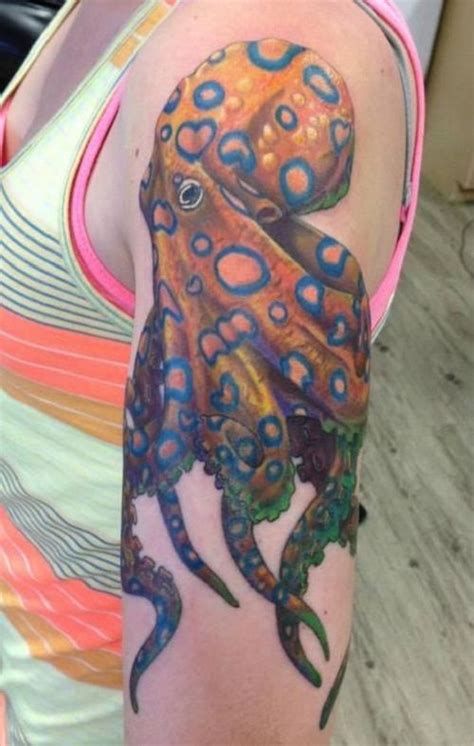 girl with octopus tattoo on ass|72 Best Octopus Tattoos and Drawings with Images